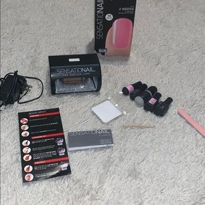 SensatioNAIL gel nail LED lamp and polish